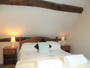 Bridge Farm Holiday Cottages - Rum