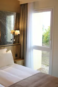Hôtel Saint Aubert Le Mont St Michel - Vue de la chambre