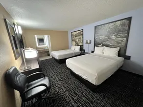 Super 8 by Wyndham Paducah I-24 Exit 4 - Rum