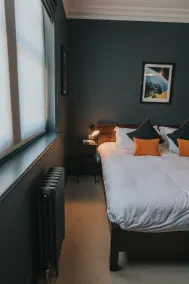 The Ginger Pig - Room