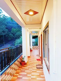Janani Niwas Matheran - Lobby