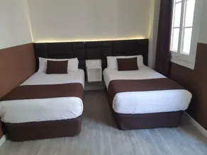 Hostal HMB - Chambre