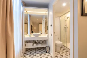 Serennia Fira Gran Via Exclusive Rooms - Salle de bain