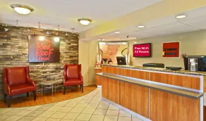 Red Roof Inn Greensboro Coliseum - Hall