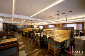 JK HOTELS - Restaurant