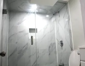 Stunning Furnished 2 Bedroom 2 Washroom Basement Apartment - Badrum