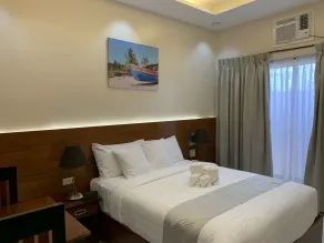Villa MJ Maristela Beach Resort - Room