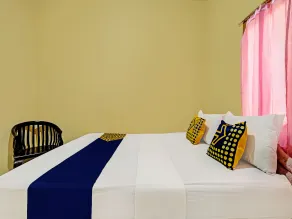 SPOT ON 92408 Hotel Renata 2 - Chambre