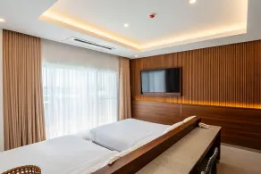NEVER DIE VE - Room