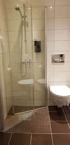 Erzscheidergaarden Hotell - Baño