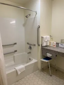 Econo Lodge Troy - Salle de bain