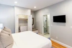 The Newport Lofts - 595 Thames Street - Værelse