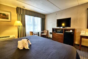 Howard Johnson by Wyndham Bangor - Room