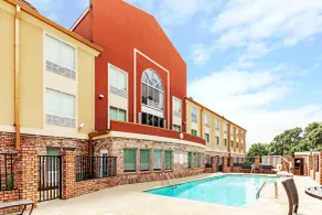 Holiday Inn Express & Suites Lafayette South by IHG - Piscine