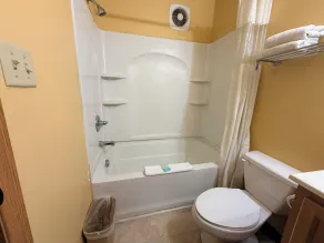 Regal Inn Coffeyville KS US 169 - Badeværelse