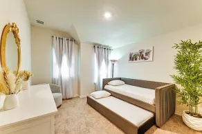 12 Mi to Dtwn Mckinney: Modern Gem w/ Patio & Yard - Interiör