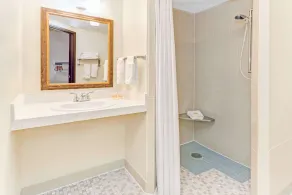 Days Inn by Wyndham Fort Collins - Salle de bain