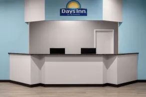 Days Inn of Frederick by Wyndham - Hall