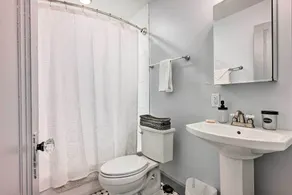 Detroit Vacation Rental: 8 Mi to Downtown! - Bad