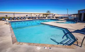 Lake Powell Resort - Pool