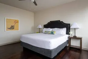 CozySuites at LTV - Zimmer