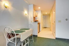 Near Lake Huron Shoreline! Studio w/ Resort Perks - Interiør