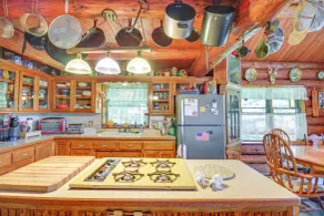 Lakefront Winter Retreat in Remer w/ Fire Pit! - Innenbereich