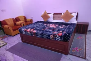Hotel Ramkesarrai - Room