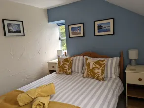 Casa rural con jardín | Vistas a la playa - Habitación