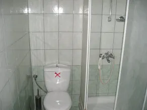 River Studios & Apartments - Bathroom