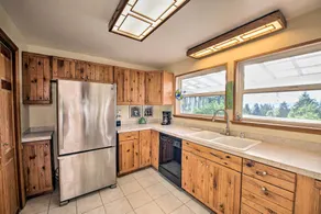 Hood Canal Home w/ Hot Tub - Bordering Olympic NP! - Interior