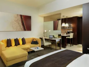 Centro Sharjah - Room