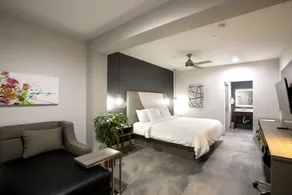 House Hotel - Room