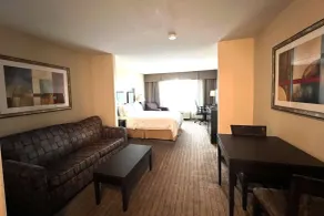 Ramada by Wyndham Prince Albert - Chambre