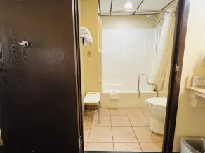 Hometown Inn & Suites - Bad