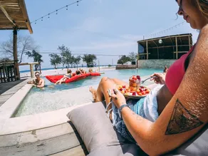 Mad Monkey Gili Trawangan - Piscine