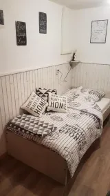 Casa con giardino, idromassaggio e terrazza - Camera