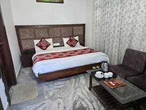 Hotel Maha Luxmi Palace - Room