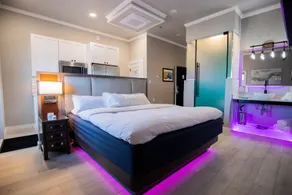 River Sirens Hotel-Contactless Check in Hotel - Værelse