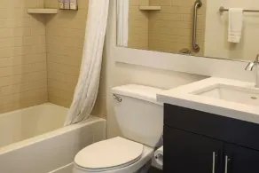 Coratel Suites Extended Stay MSP Airport Minneapolis Richfield - Badrum