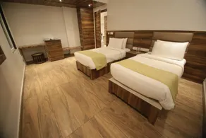 County Inn Hotel - Room