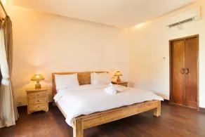 Royal Regantris Villa Karang - Chambre