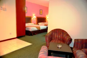Hotel Caliber - Zimmer