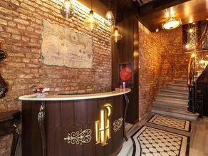 Hotel Pera Parma - Réception