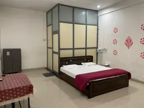 Lord Buddha Guest House - Room