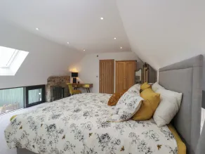 The Hay Barn - Room