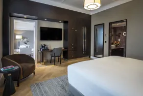 DoubleTree by Hilton Brussels City - Room