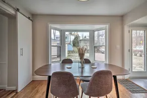 Home w/ Office + Yard: 25 Mi to Downtown Chicago! - Interiør