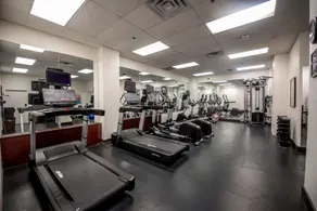 Campus Tower Suite Hotel - Salle de remise en forme