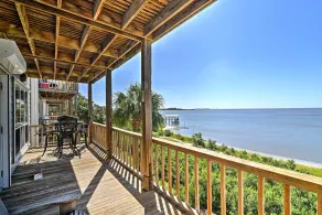 Beachfront Cedar Key Condo w/ Pool, Spa & Views! - Interiør